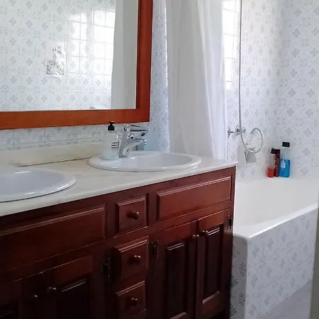 Habitacion Privada Centro Malaga Cerca Tren Maria Zambrano Y Playa Muy Buena Conexion Wifi Room photo