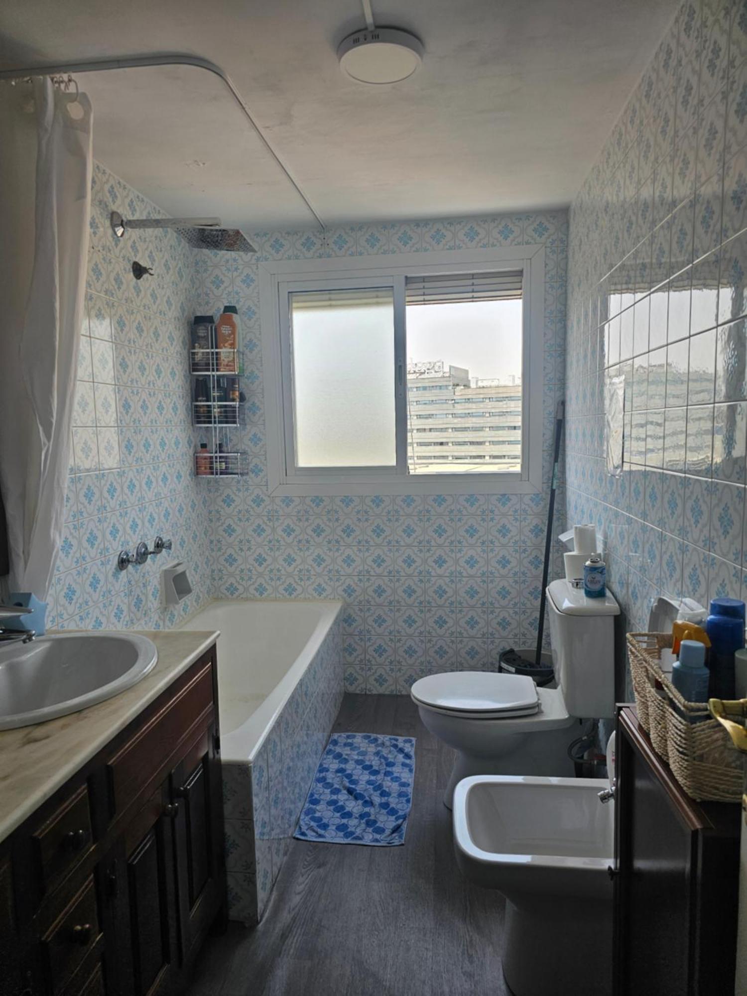 Privada Centro Cerca Tren Maria Zambrano Y Playa Muy Buena Conexion Wifi Homestay Malaga